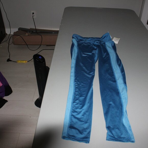 Blue  Go Dry Elevate Old Navy Leggings Size XL 14  New - Picture 1 of 5